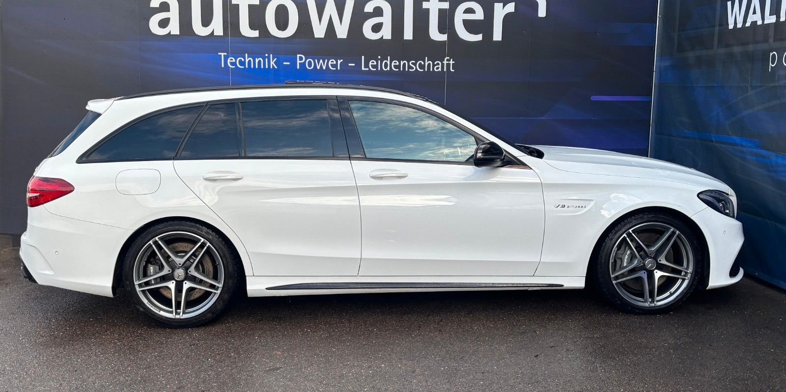 Fahrzeugabbildung Mercedes-Benz C 63 T AMG T-Modell