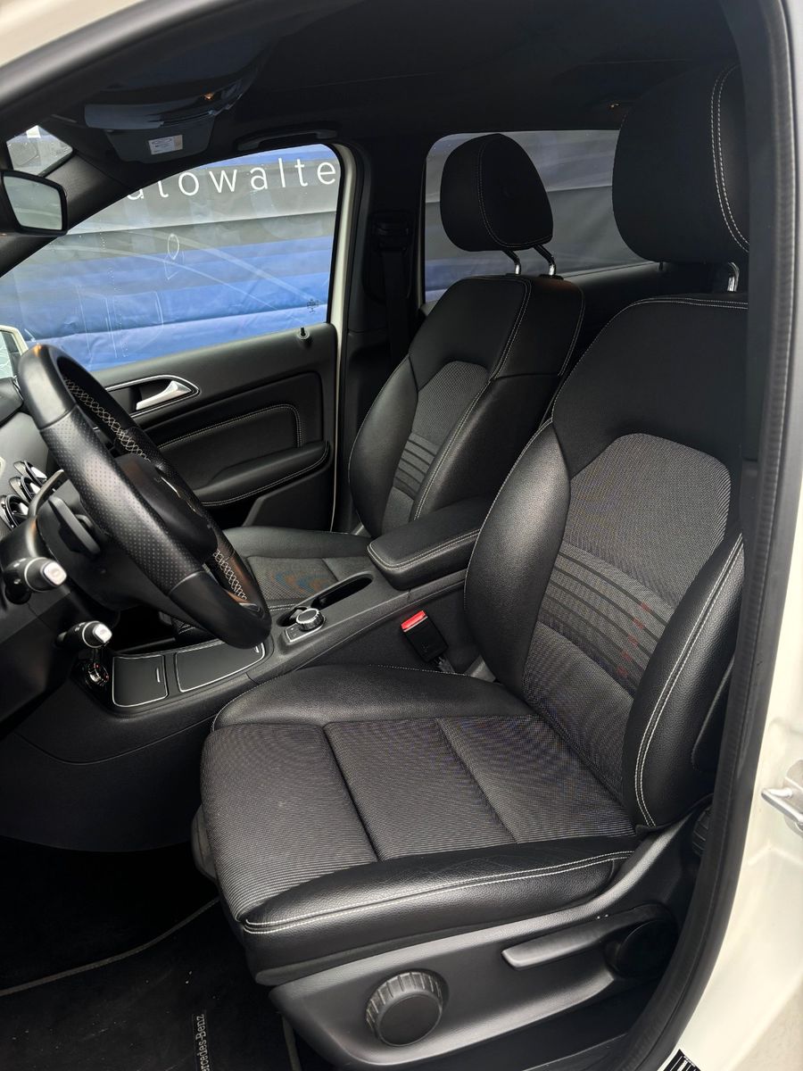 Fahrzeugabbildung Mercedes-Benz B 220 4Matic