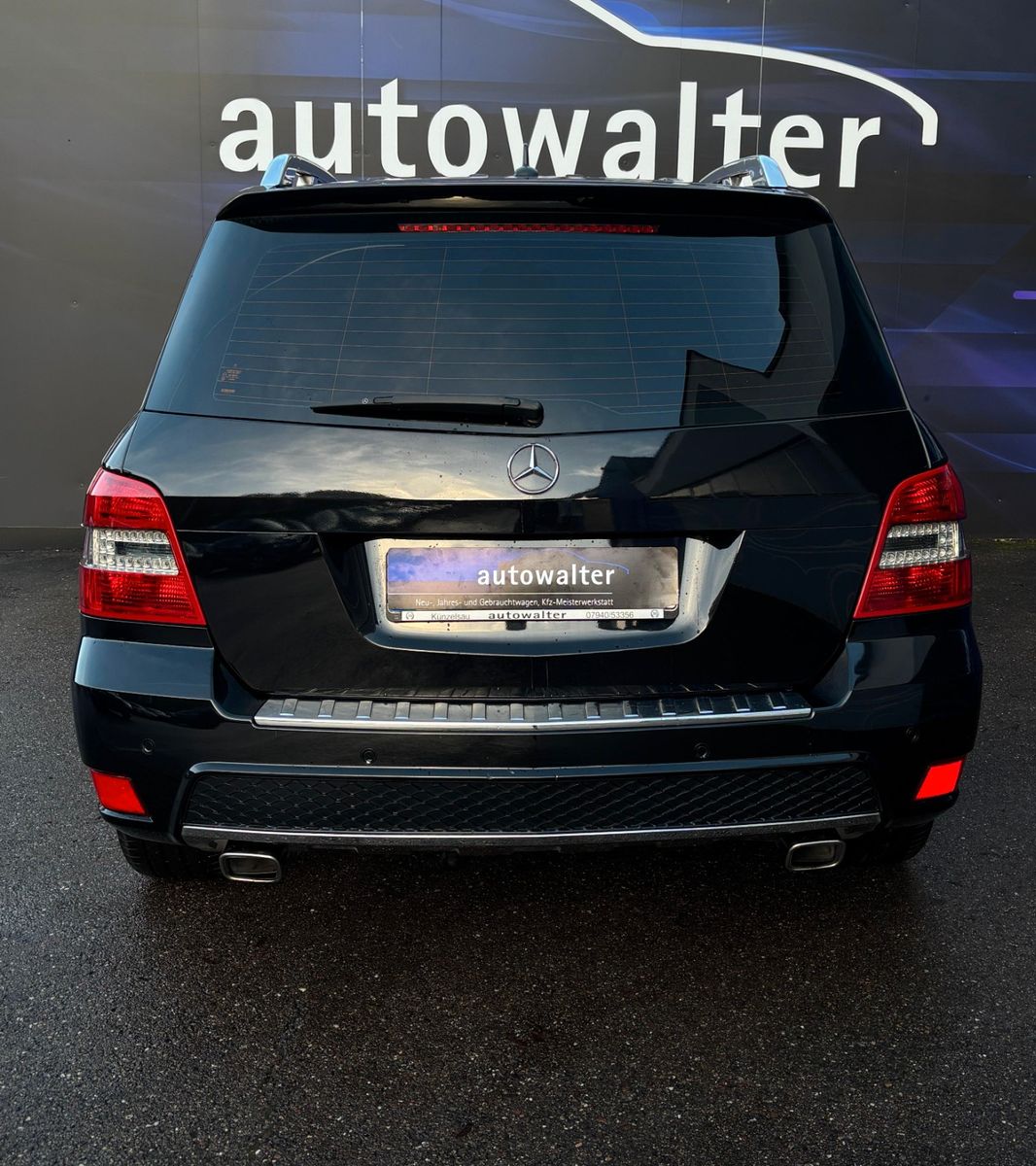 Fahrzeugabbildung Mercedes-Benz GLK 220 AMG-2.Hand-BiXenon-AHK schwenk-Navi-Pano