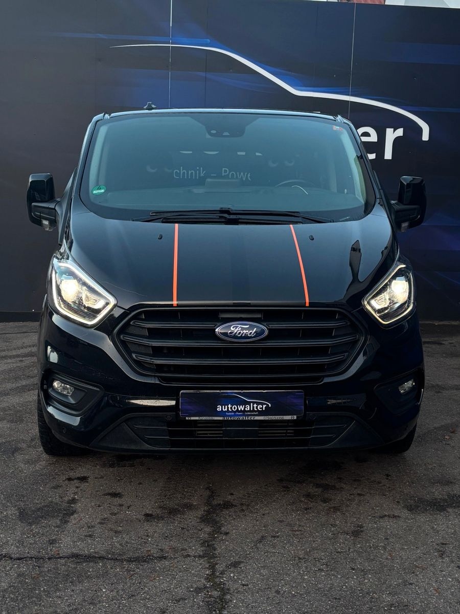 Fahrzeugabbildung Ford Transit Custom 8 Sitzer, Rückfahrkamera
