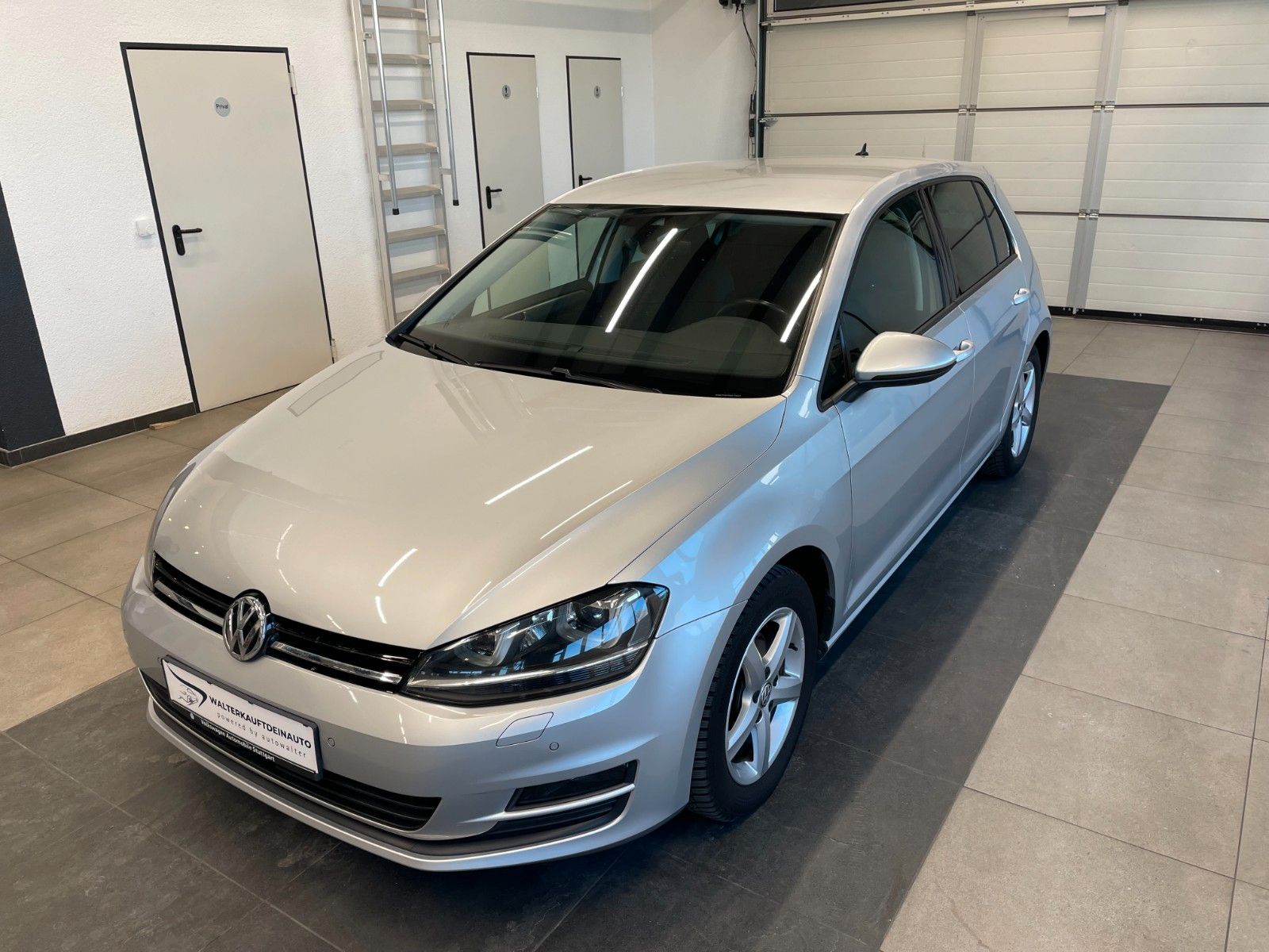 Volkswagen Golf VII Lim. Comfortline*Xenon*Standheizung*TOP