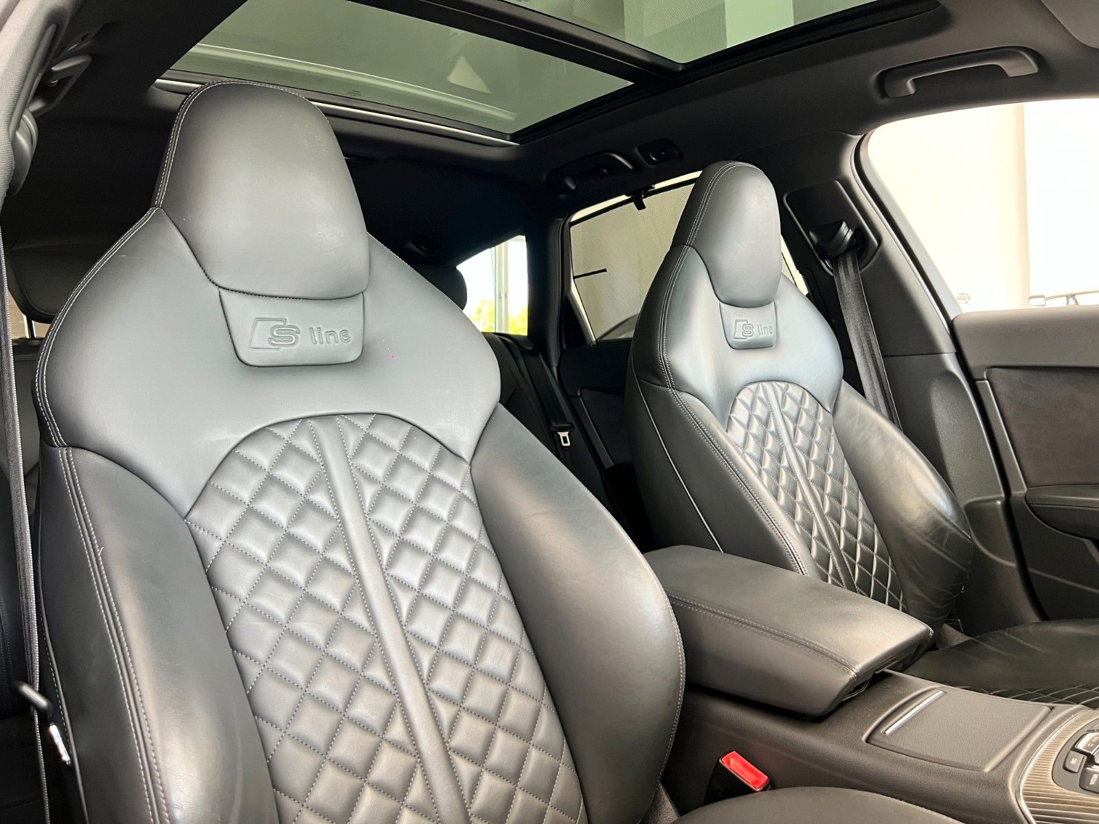 Fahrzeugabbildung Audi A6 Avant 3.0 TDI quattro competitio*AHK*LED*RS*