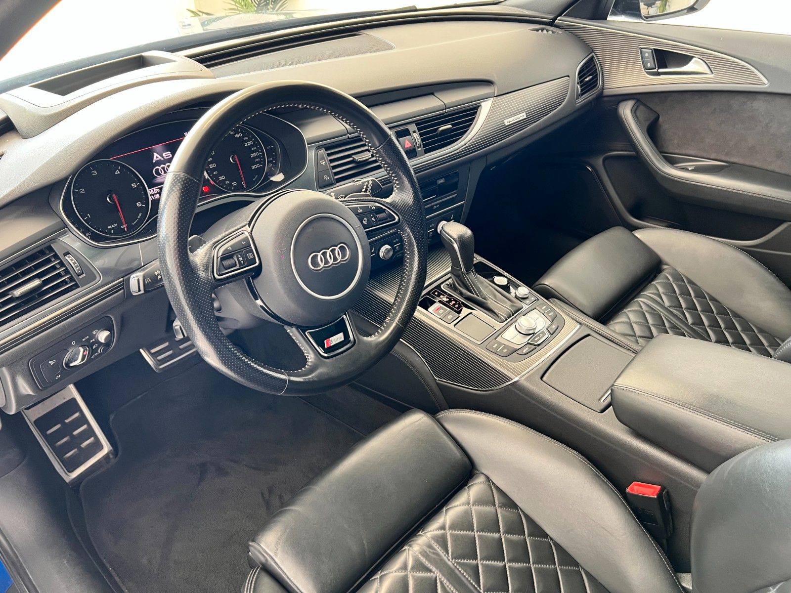 Fahrzeugabbildung Audi A6 Avant 3.0 TDI quattro competitio*AHK*LED*RS*