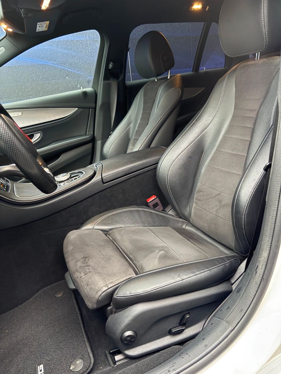 Fahrzeugabbildung Mercedes-Benz E 220  T-Modell AMG Line