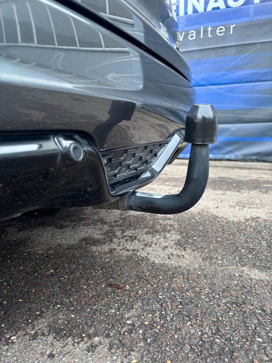 Fahrzeugabbildung Ford Focus Turnier ST-Line-Inspektion/Bremse-4xSR neu