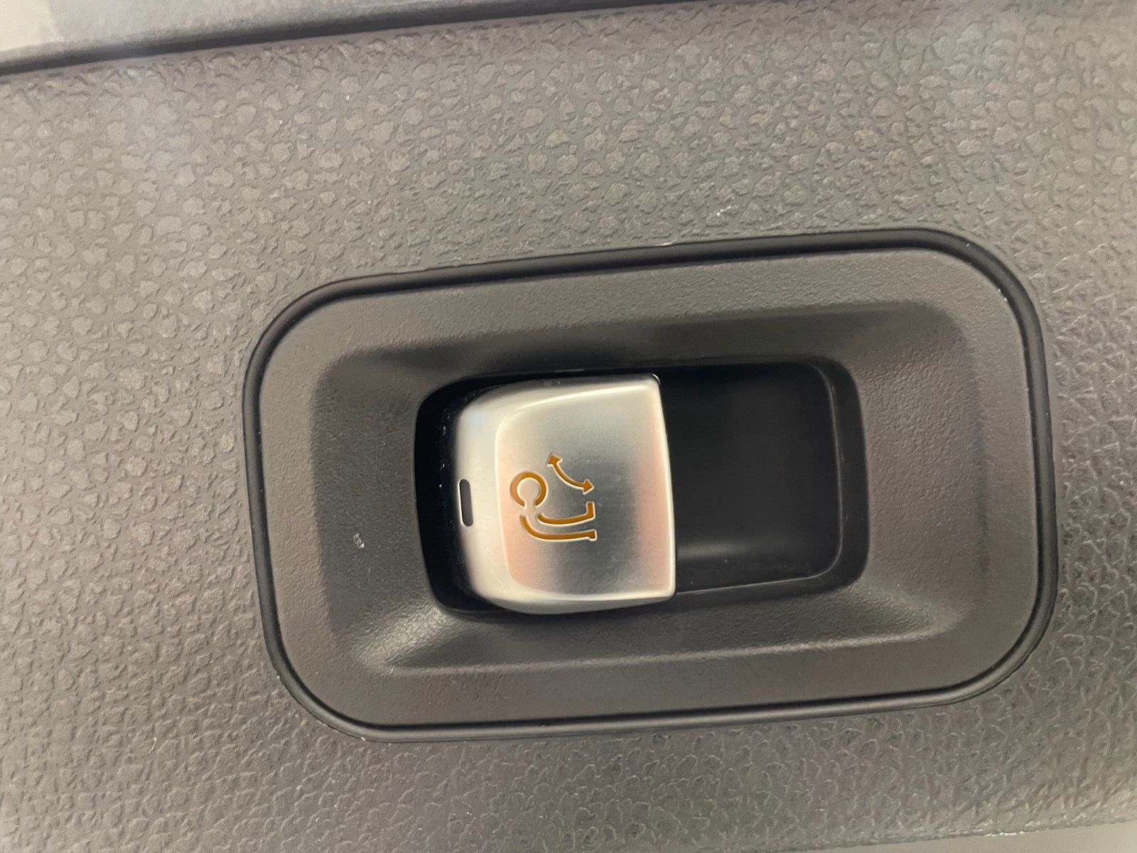 Fahrzeugabbildung Mercedes-Benz C 200 T-Modell AMG Line*AHK*LED