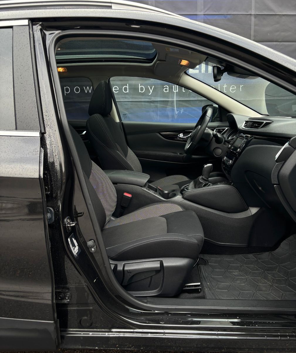 Fahrzeugabbildung Nissan Qashqai Zama,Panodach,Kamera