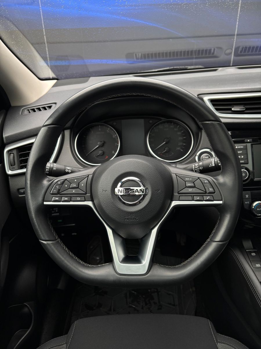 Fahrzeugabbildung Nissan Qashqai Zama,Panodach,Kamera