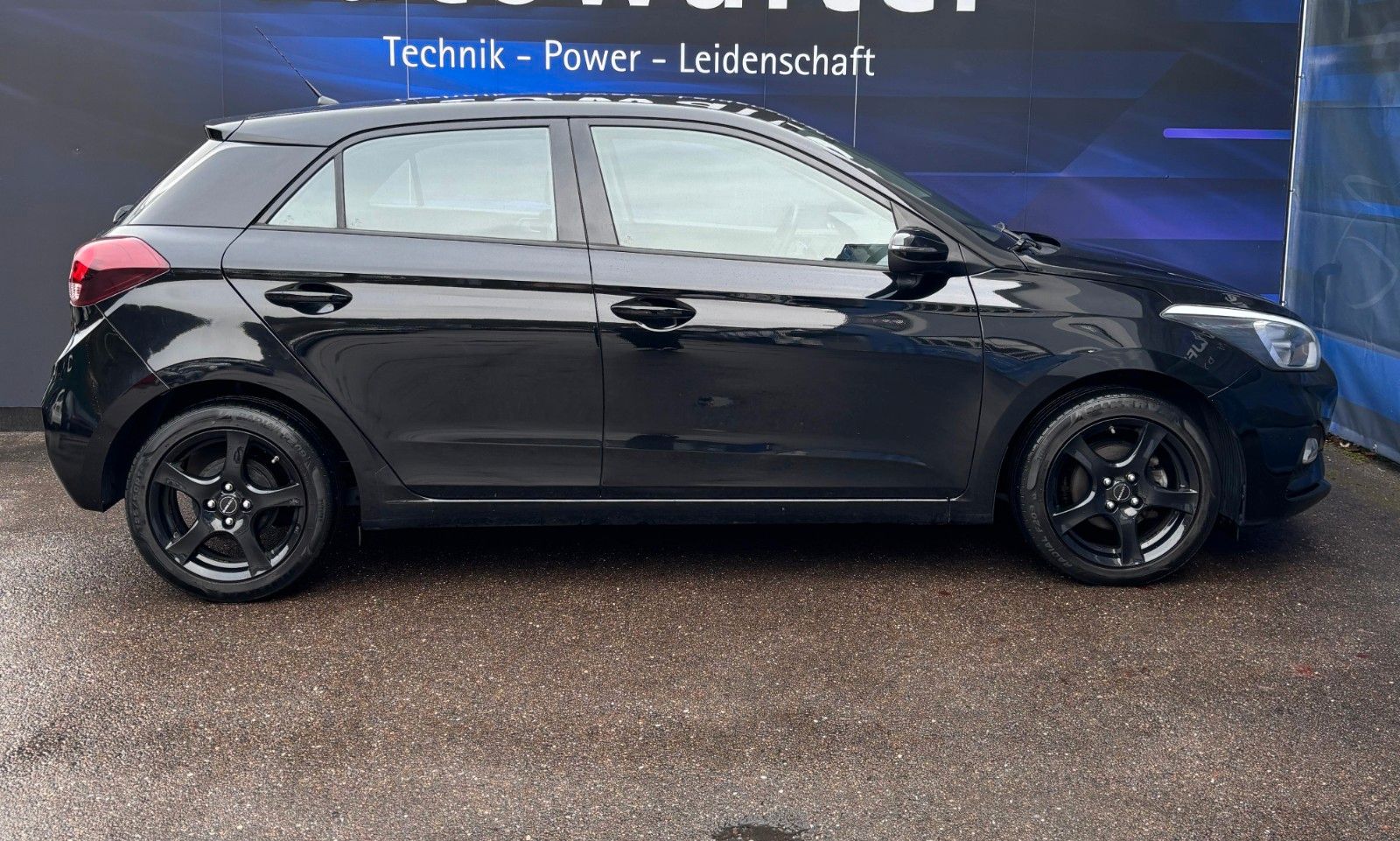 Fahrzeugabbildung Hyundai i20 Select