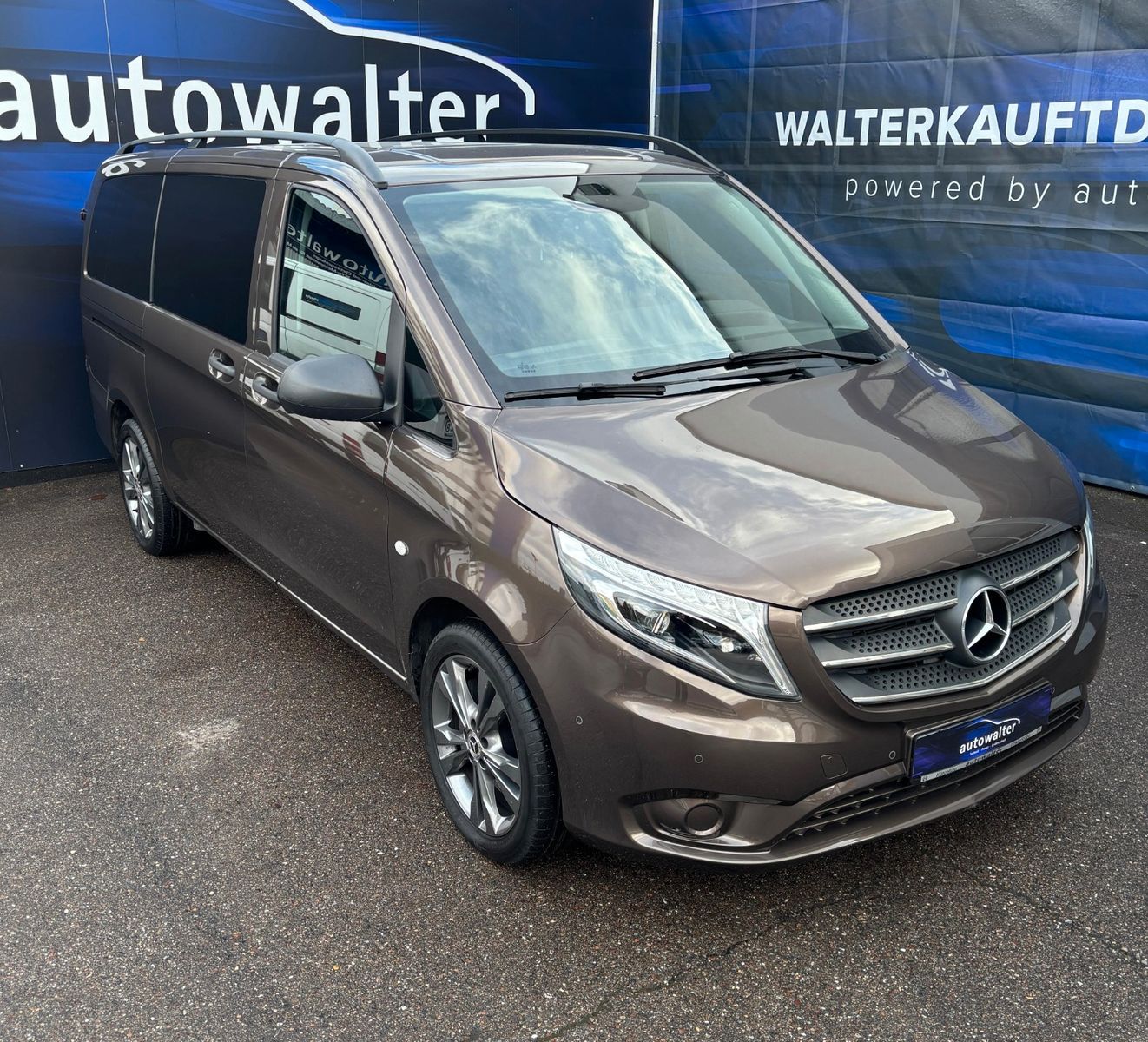 Fahrzeugabbildung Mercedes-Benz Vito Tourer 114/116 CDI 4Matic-AHK-LED-1.Hand