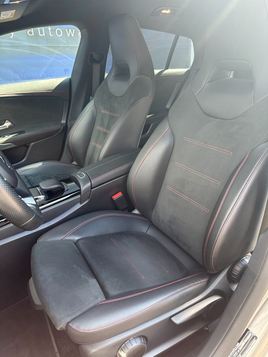 Fahrzeugabbildung Mercedes-Benz CLA 180 SB AMG-LED-Nightpaket