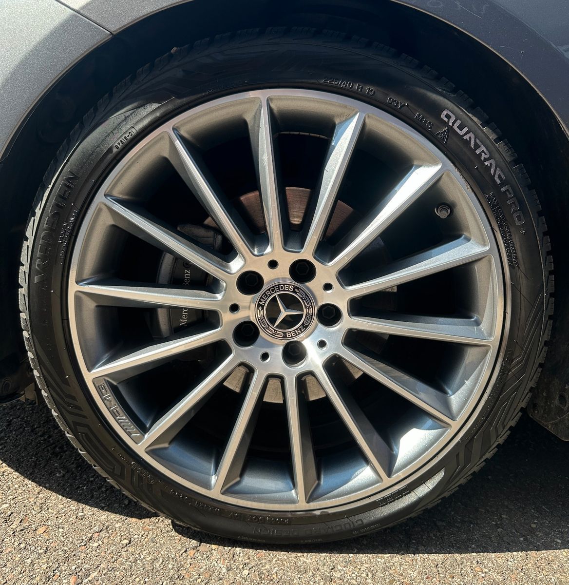 Fahrzeugabbildung Mercedes-Benz CLA 180 SB AMG-LED-Nightpaket