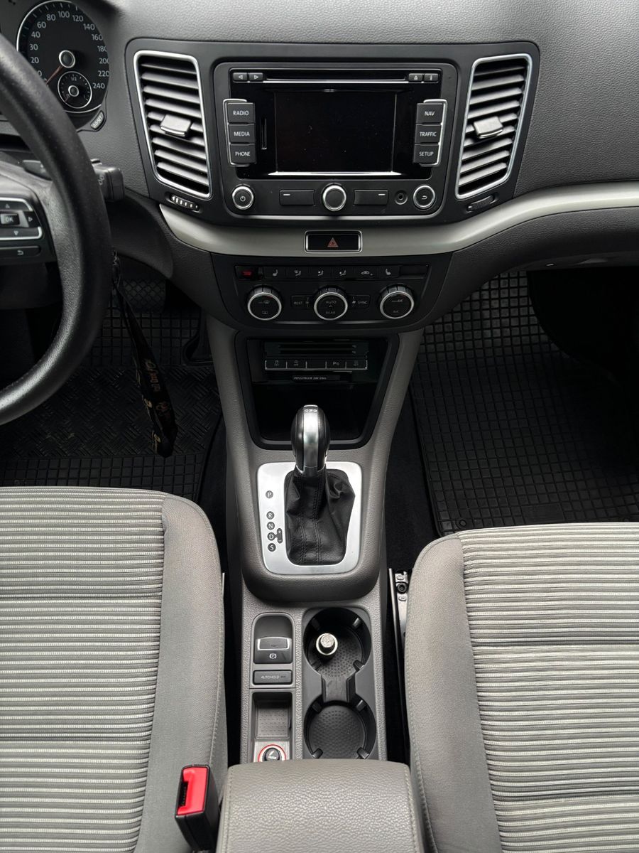 Fahrzeugabbildung SEAT Alhambra 7 Sitzer