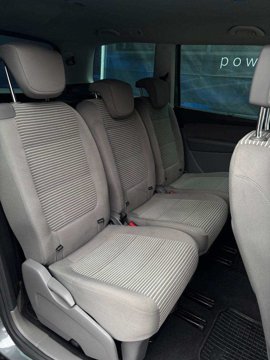 Fahrzeugabbildung SEAT Alhambra 7 Sitzer