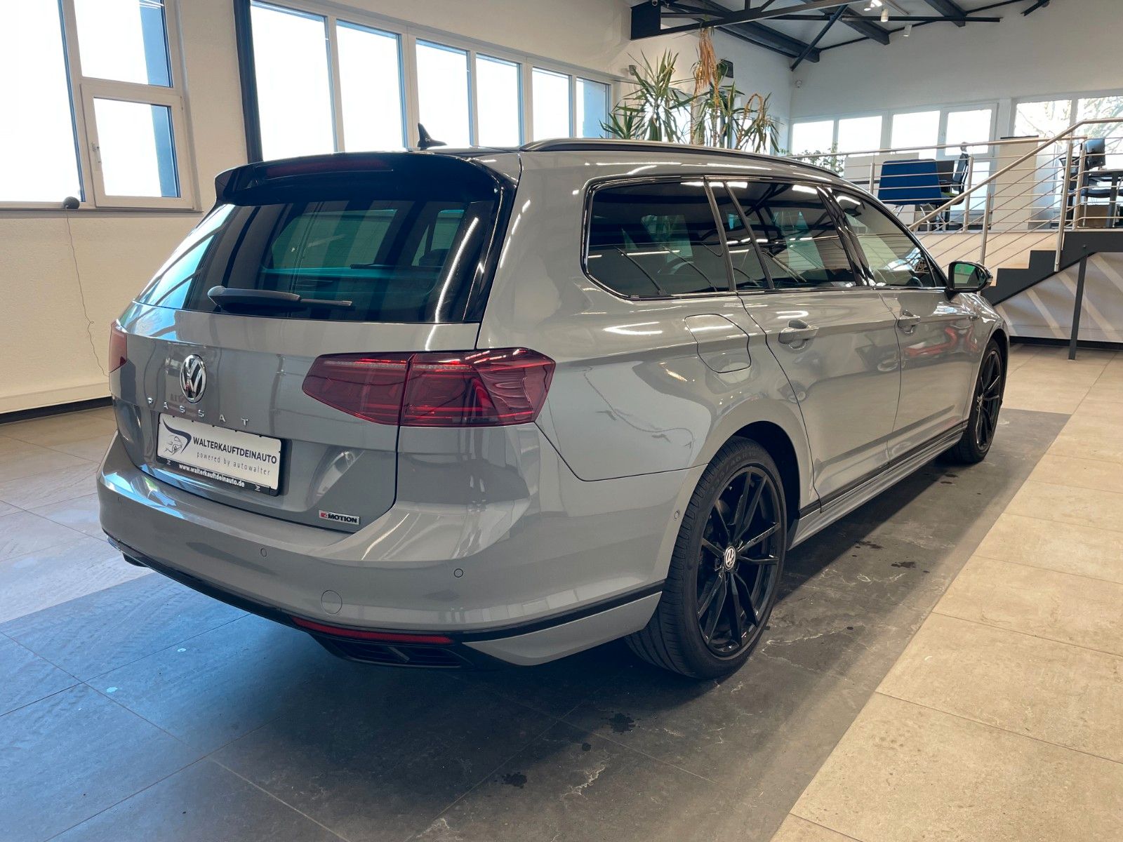 Fahrzeugabbildung Volkswagen 2.0 TSI 4M R-Line Limited Edition*AHK*