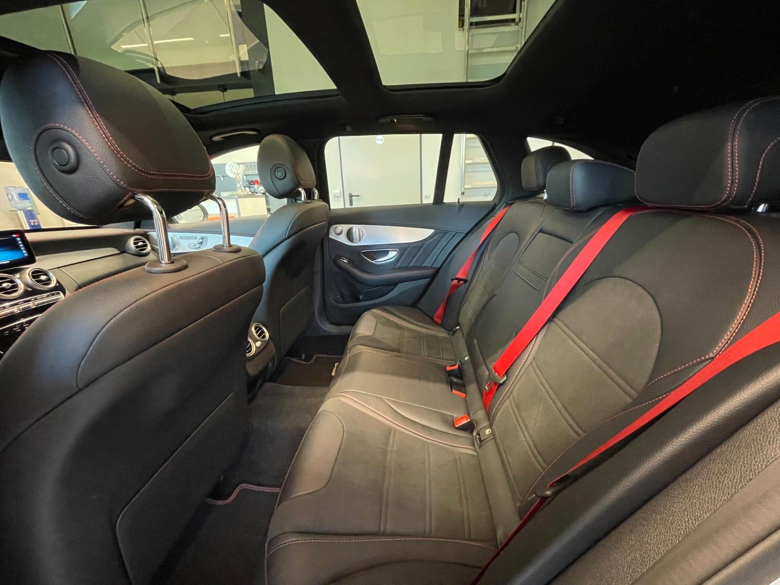 Fahrzeugabbildung Mercedes-Benz C 43 T AMG 4Matic*Pano*Burmester*AMGPerformance