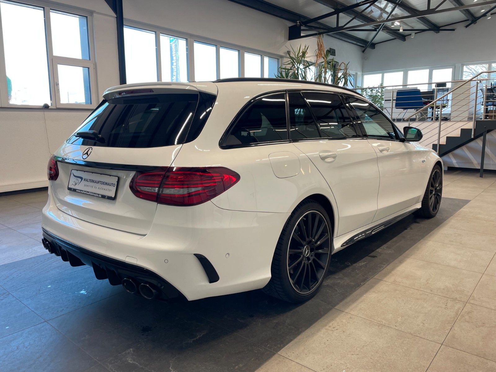 Fahrzeugabbildung Mercedes-Benz C 43 T AMG 4Matic*Pano*Burmester*AMGPerformance