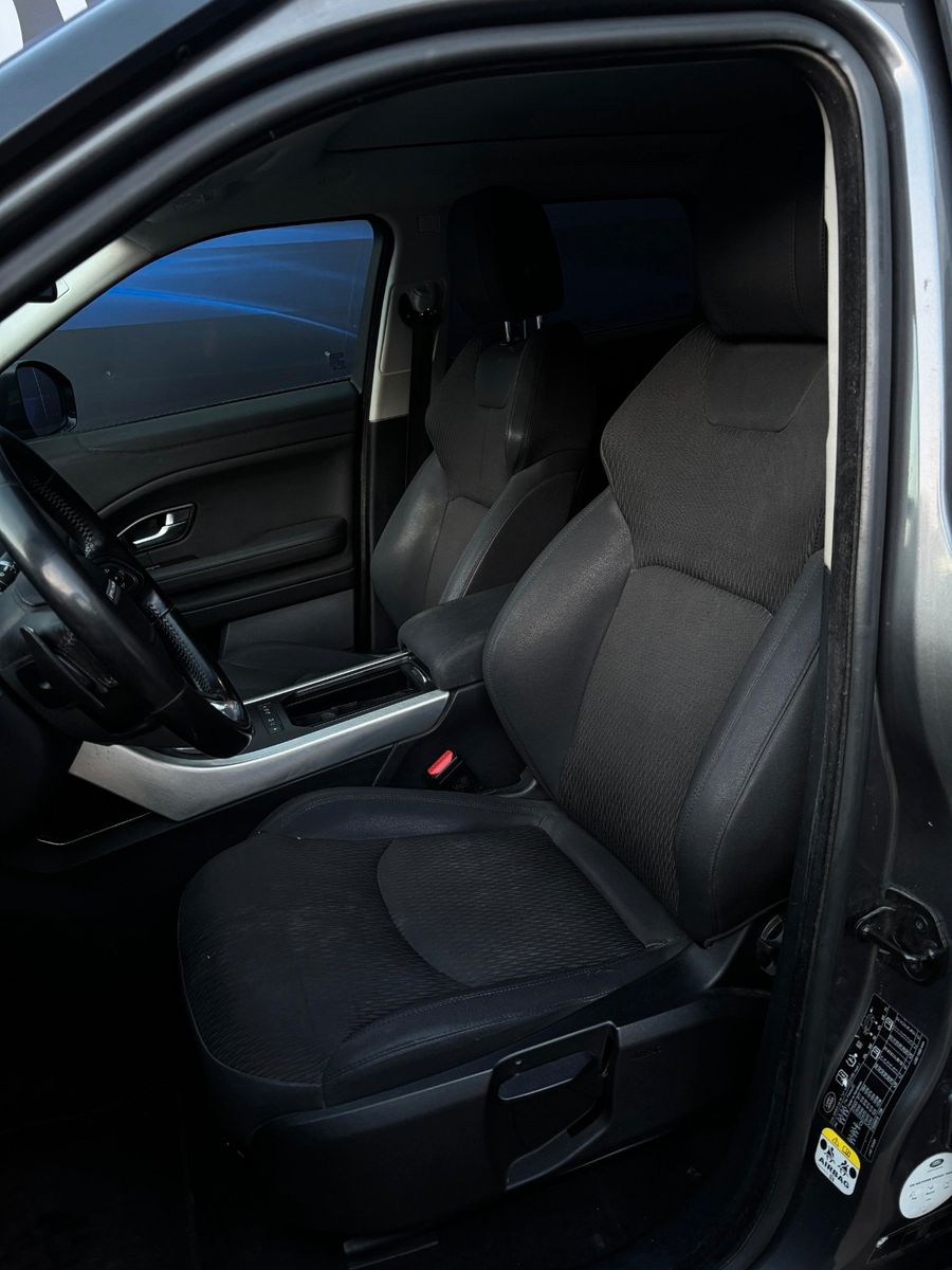 Fahrzeugabbildung Land Rover Range Rover Evoque Pure,panodach