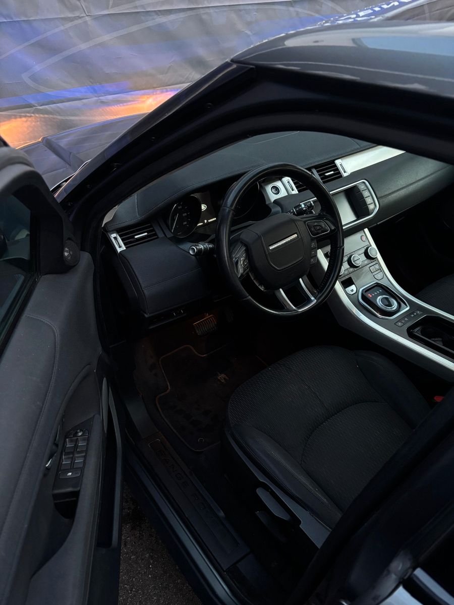 Fahrzeugabbildung Land Rover Range Rover Evoque Pure,panodach