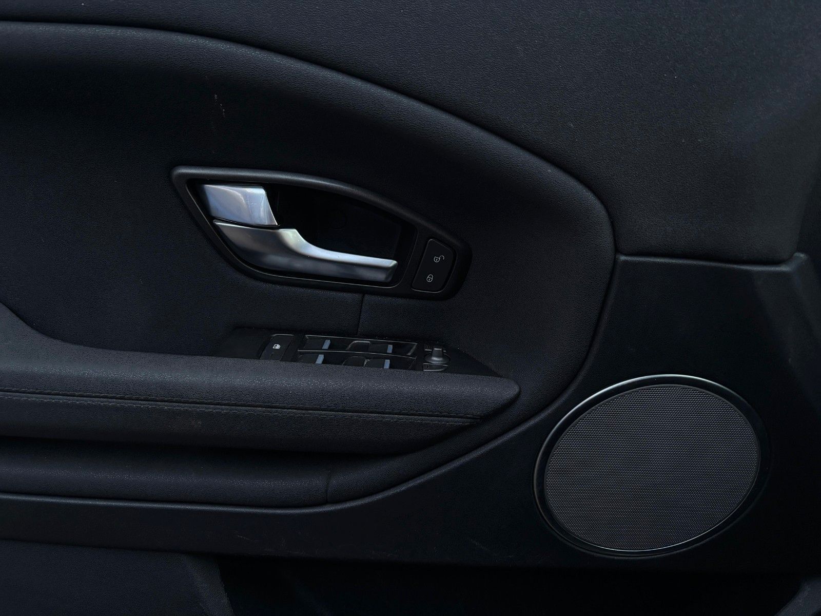 Fahrzeugabbildung Land Rover Range Rover Evoque Pure,panodach