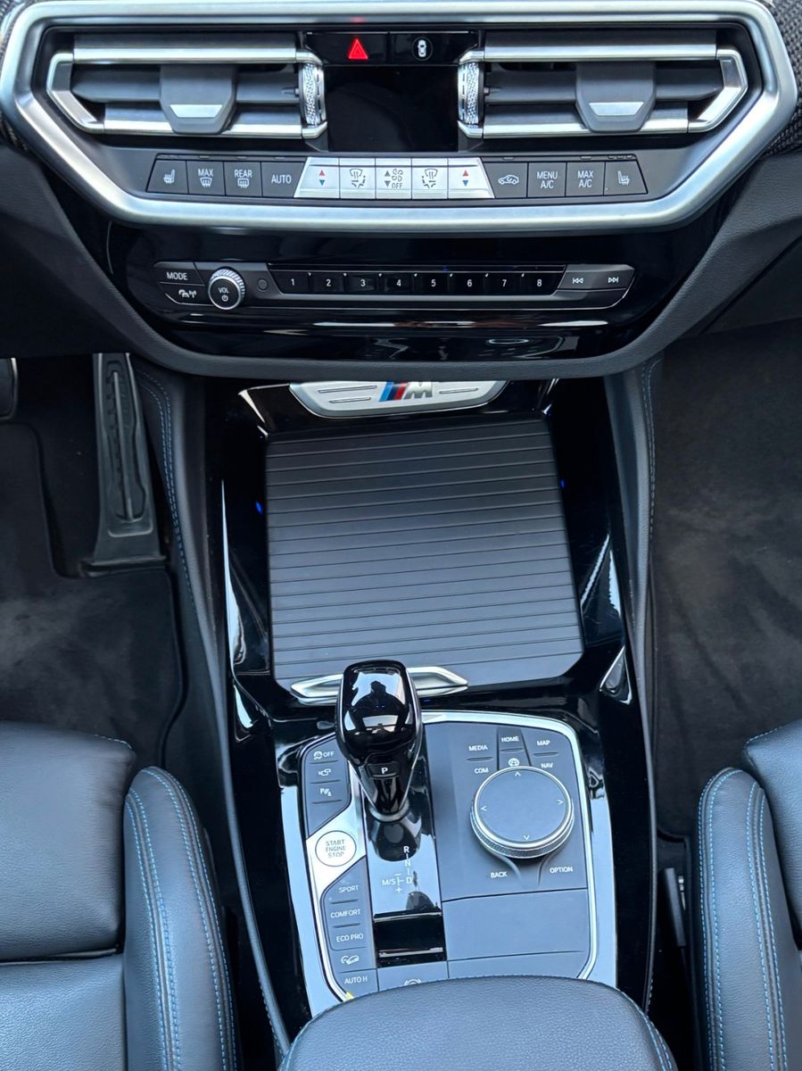 Fahrzeugabbildung BMW X4 M40 d BMW Garantie bis 2029