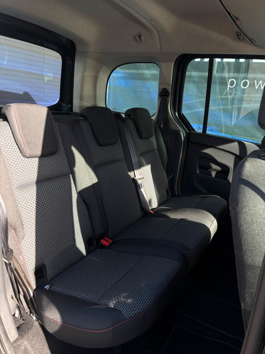 Fahrzeugabbildung Mercedes-Benz Citan Kombi 108/109/111 CDI lang Tourer Edition
