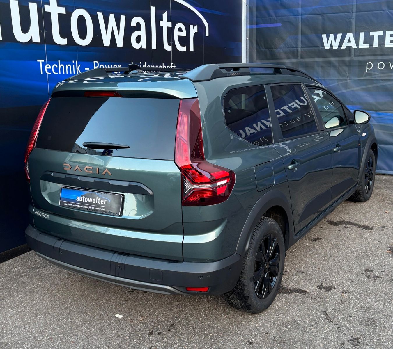 Fahrzeugabbildung Dacia Jogger Extreme+ 7 Sitzer