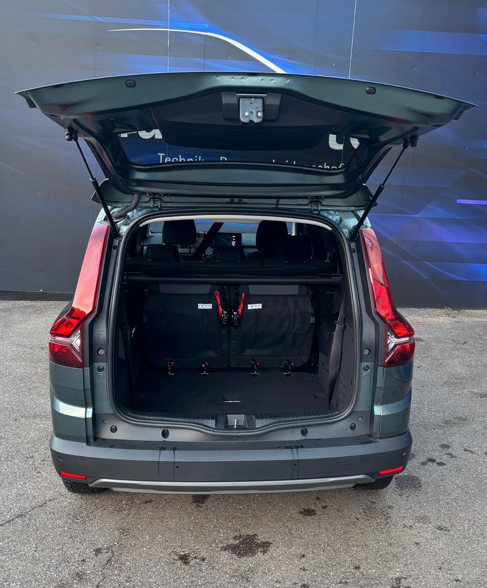 Fahrzeugabbildung Dacia Jogger Extreme+ 7 Sitzer