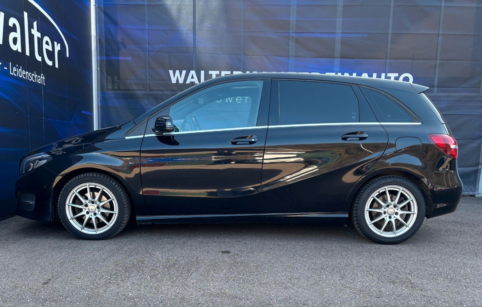 Fahrzeugabbildung Mercedes-Benz B 220 B B 220 CDI / d 4Matic