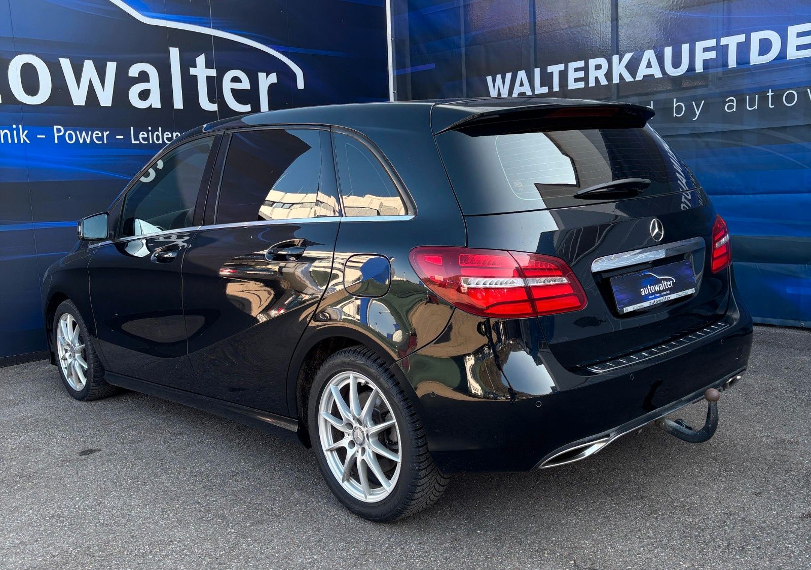 Fahrzeugabbildung Mercedes-Benz B 220 B B 220 CDI / d 4Matic