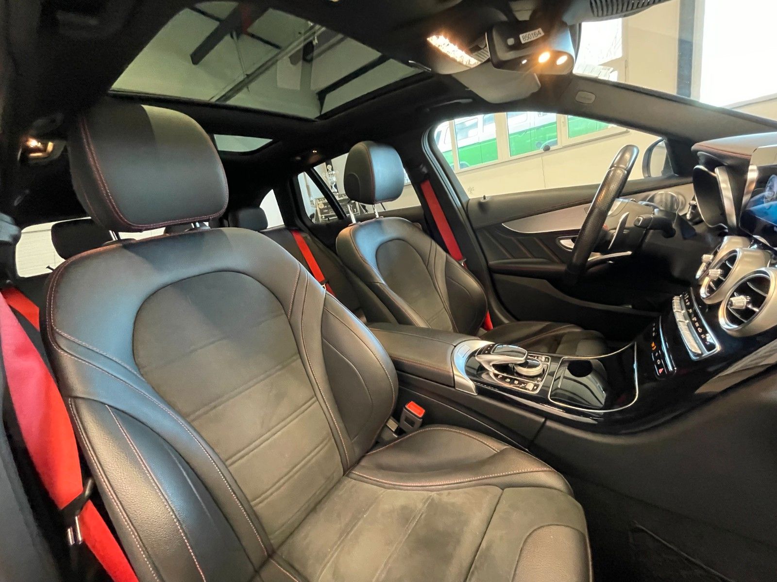 Fahrzeugabbildung Mercedes-Benz C 43 T AMG 4Matic*Pano*Burmester*AMGPerformance