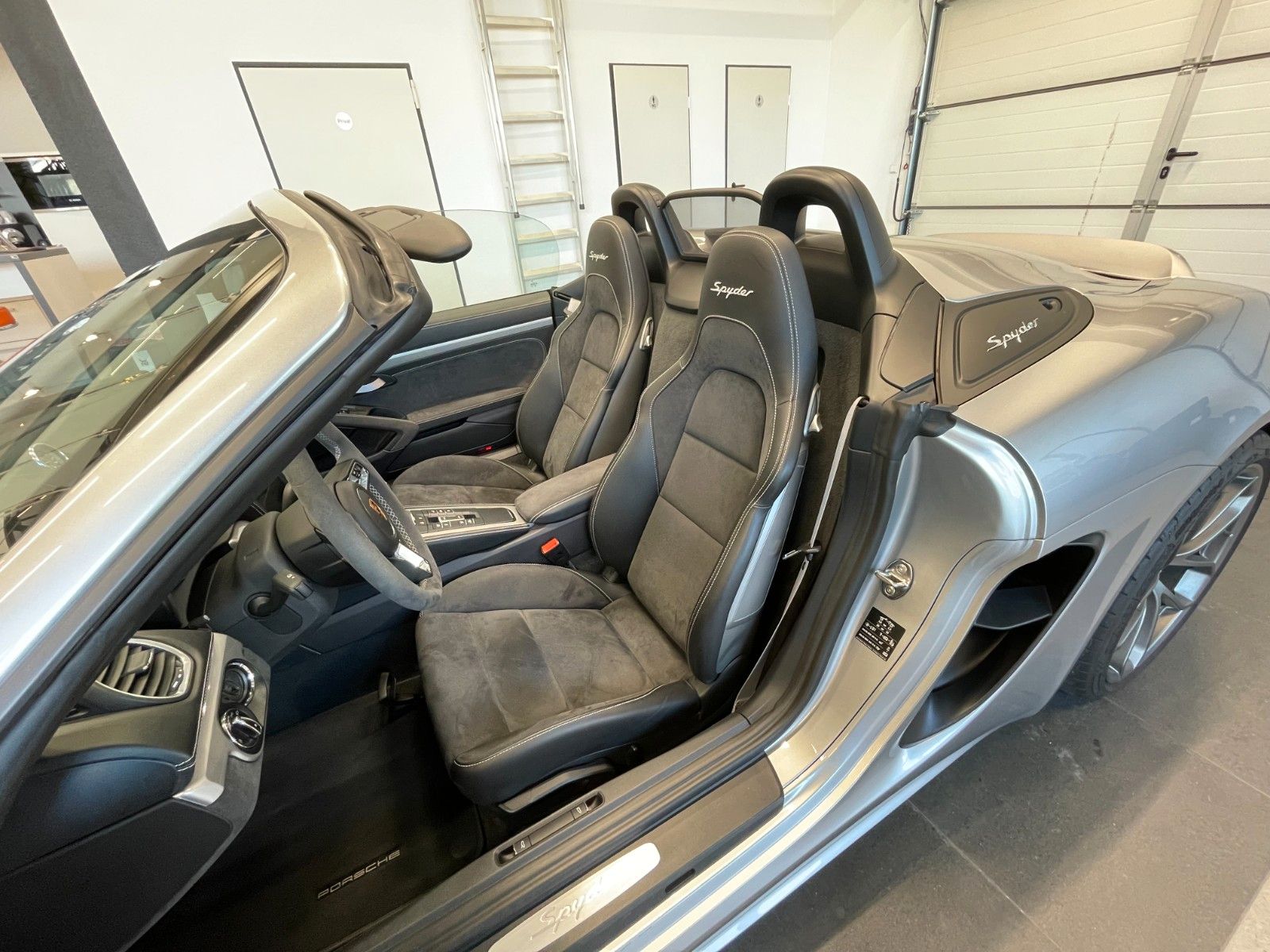 Fahrzeugabbildung Porsche 718 Boxster 4.0 Spyder*APPROVED 04/2027