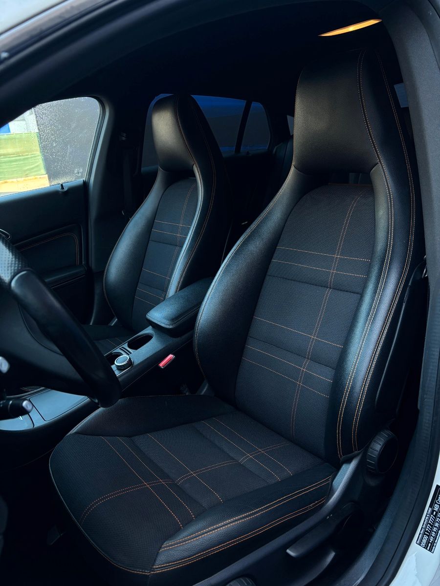 Fahrzeugabbildung Mercedes-Benz Shooting Brake CLA 220 CDI  d AHK Schwenkbar