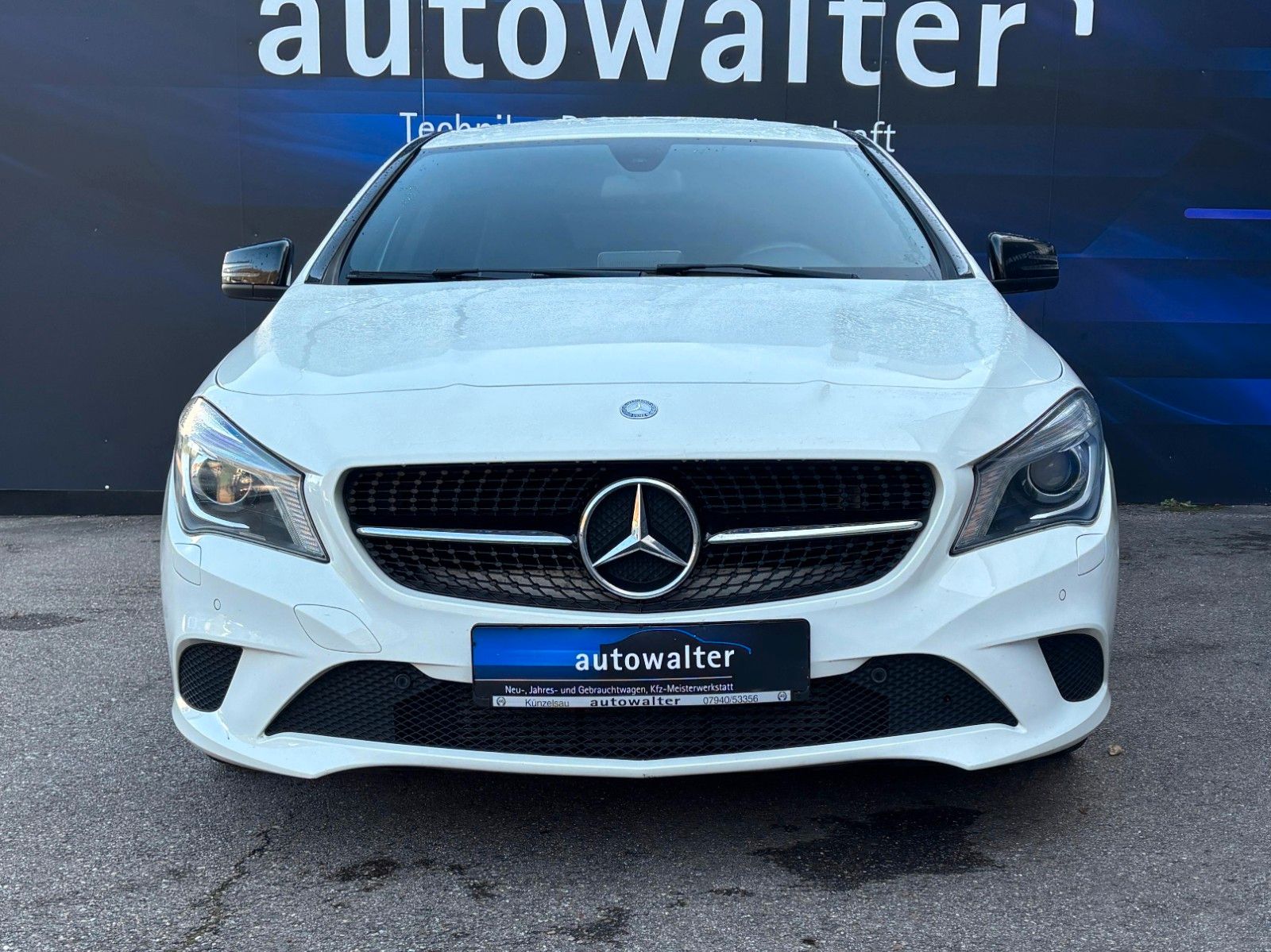 Fahrzeugabbildung Mercedes-Benz Shooting Brake CLA 220 CDI  d AHK Schwenkbar