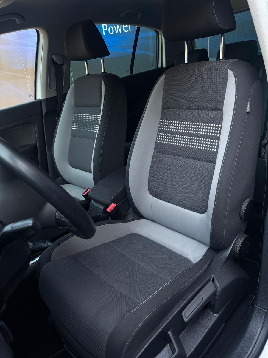 Fahrzeugabbildung Volkswagen Golf Plus VI Life