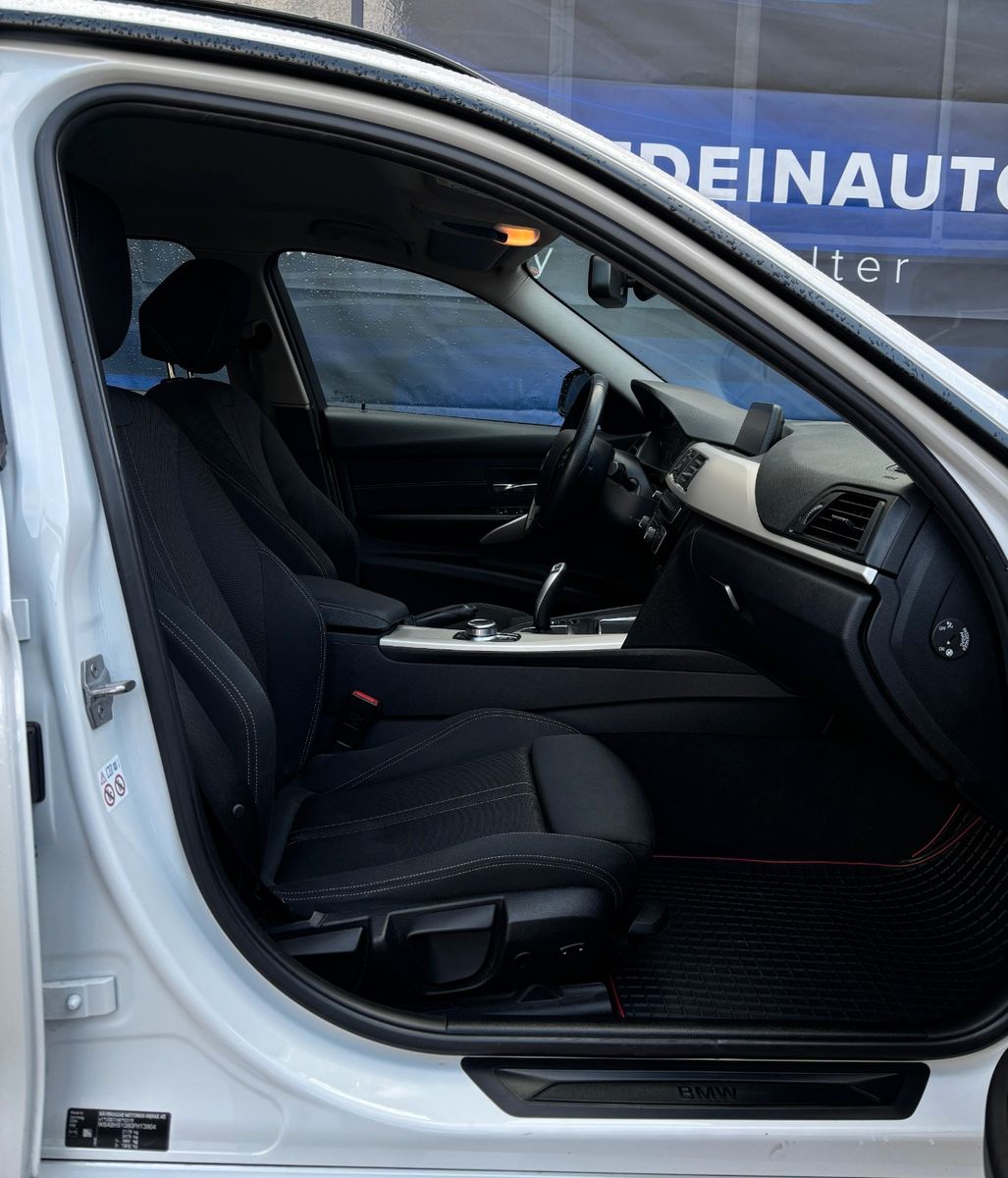 Fahrzeugabbildung BMW 320 3 Touring 320 d Advantage