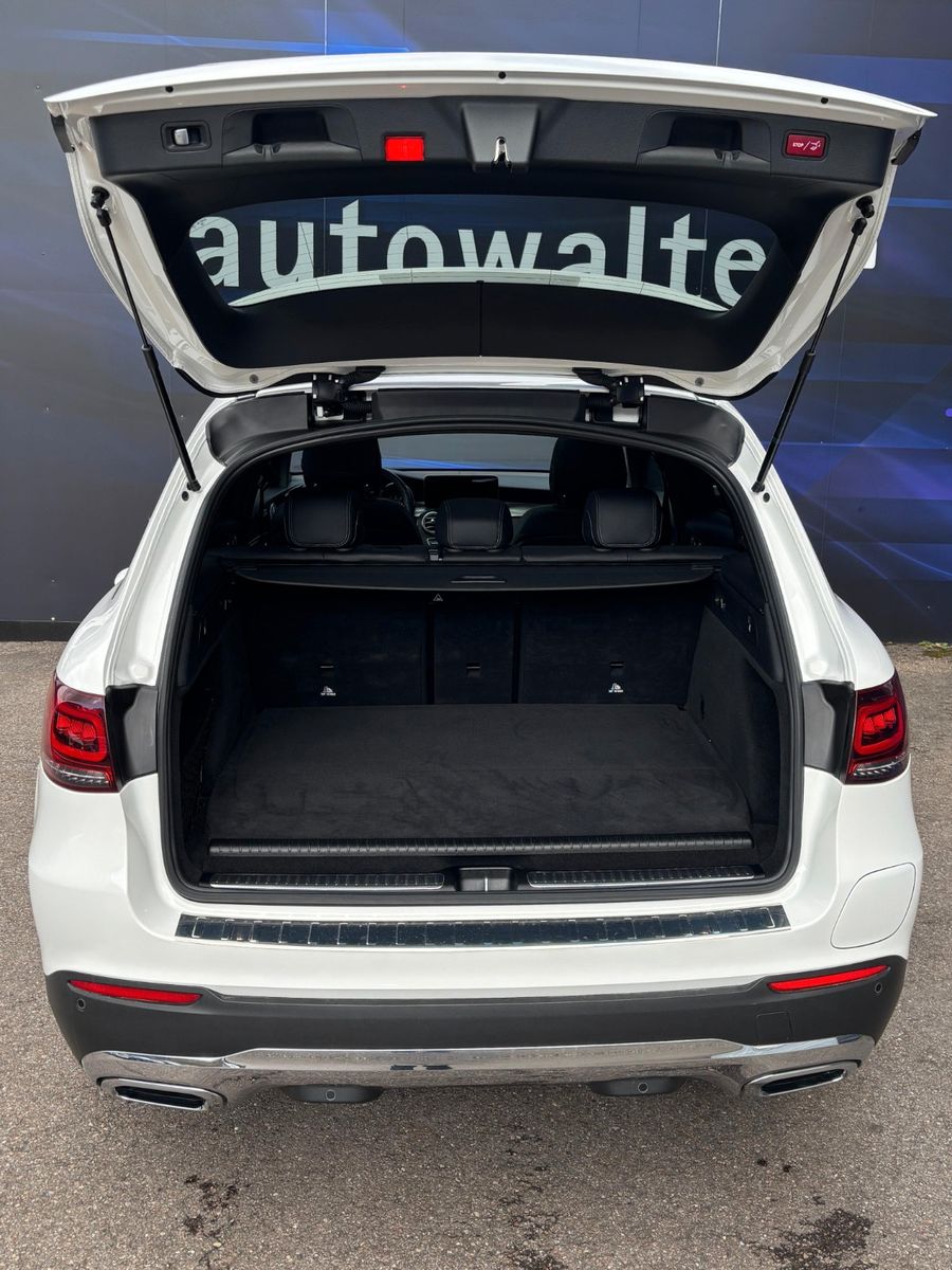 Fahrzeugabbildung Mercedes-Benz GLC 300  e 4Matic,AHK schwenkbar