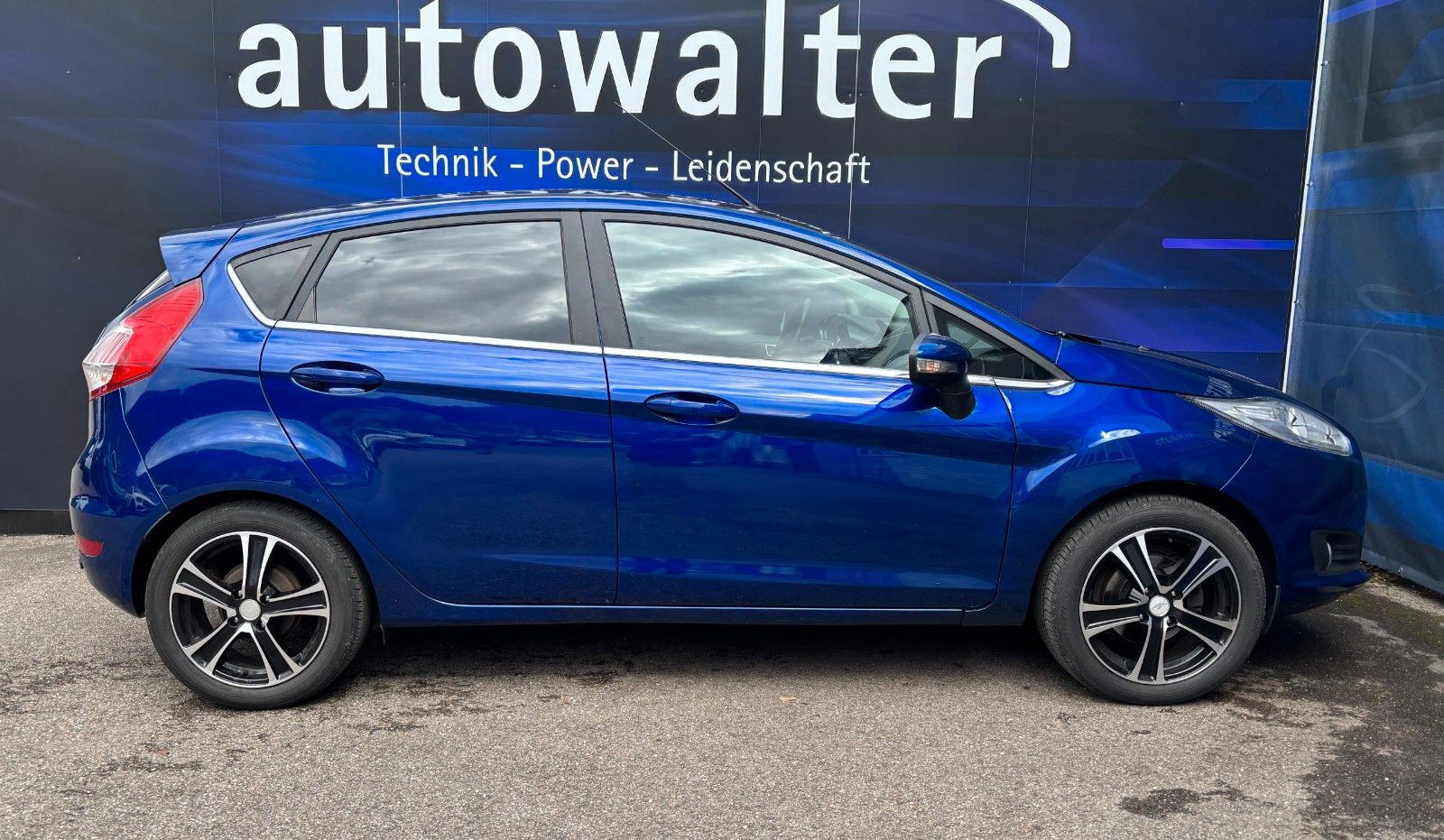 Fahrzeugabbildung Ford Fiesta Titanium,Kamera