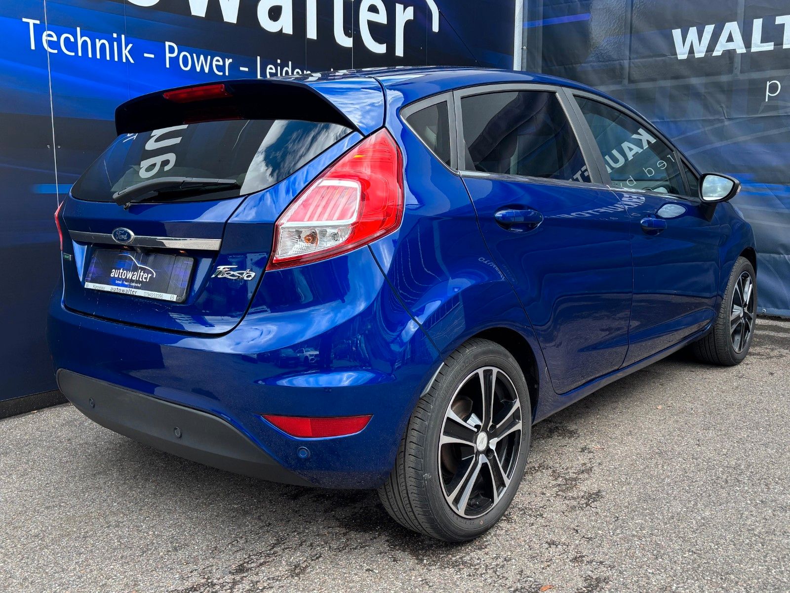 Fahrzeugabbildung Ford Fiesta Titanium,Kamera