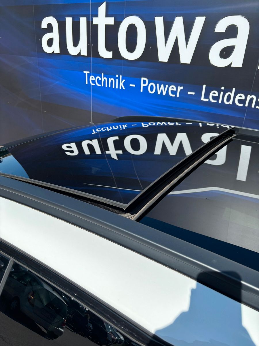 Fahrzeugabbildung Mercedes-Benz GLC 250d 4matic-AMG -Pano-AHK schwenk.-2.Hand