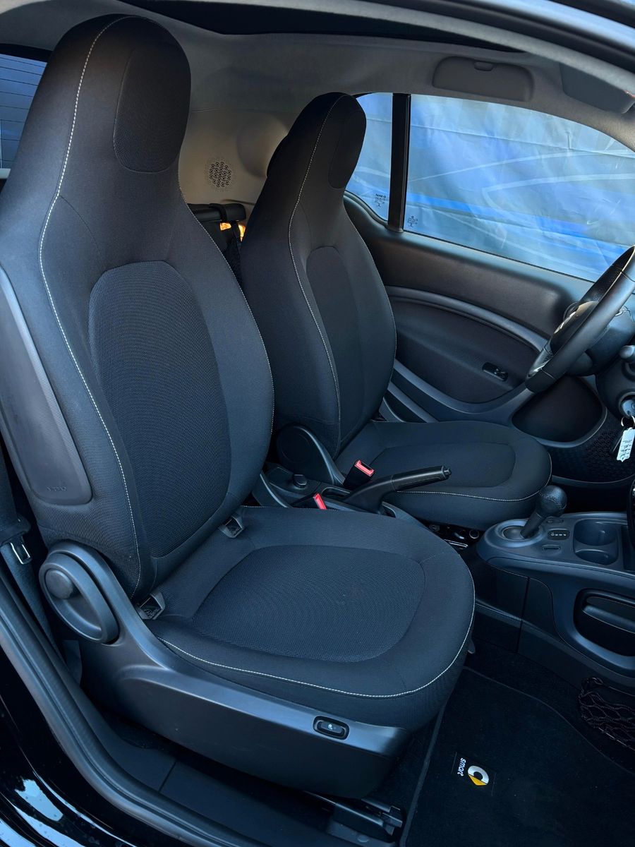 Fahrzeugabbildung Smart ForTwo fortwo coupe-1.Hand-Pano-Sitzheizung