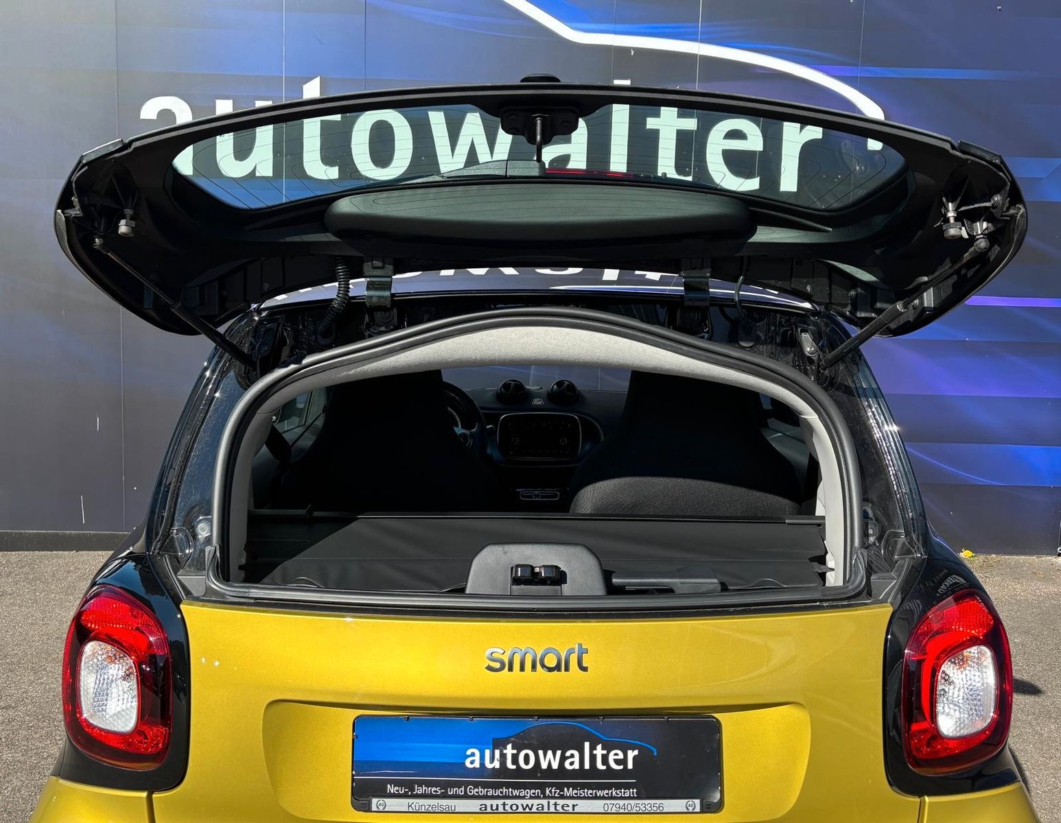 Fahrzeugabbildung Smart ForTwo fortwo coupe-1.Hand-Pano-Sitzheizung