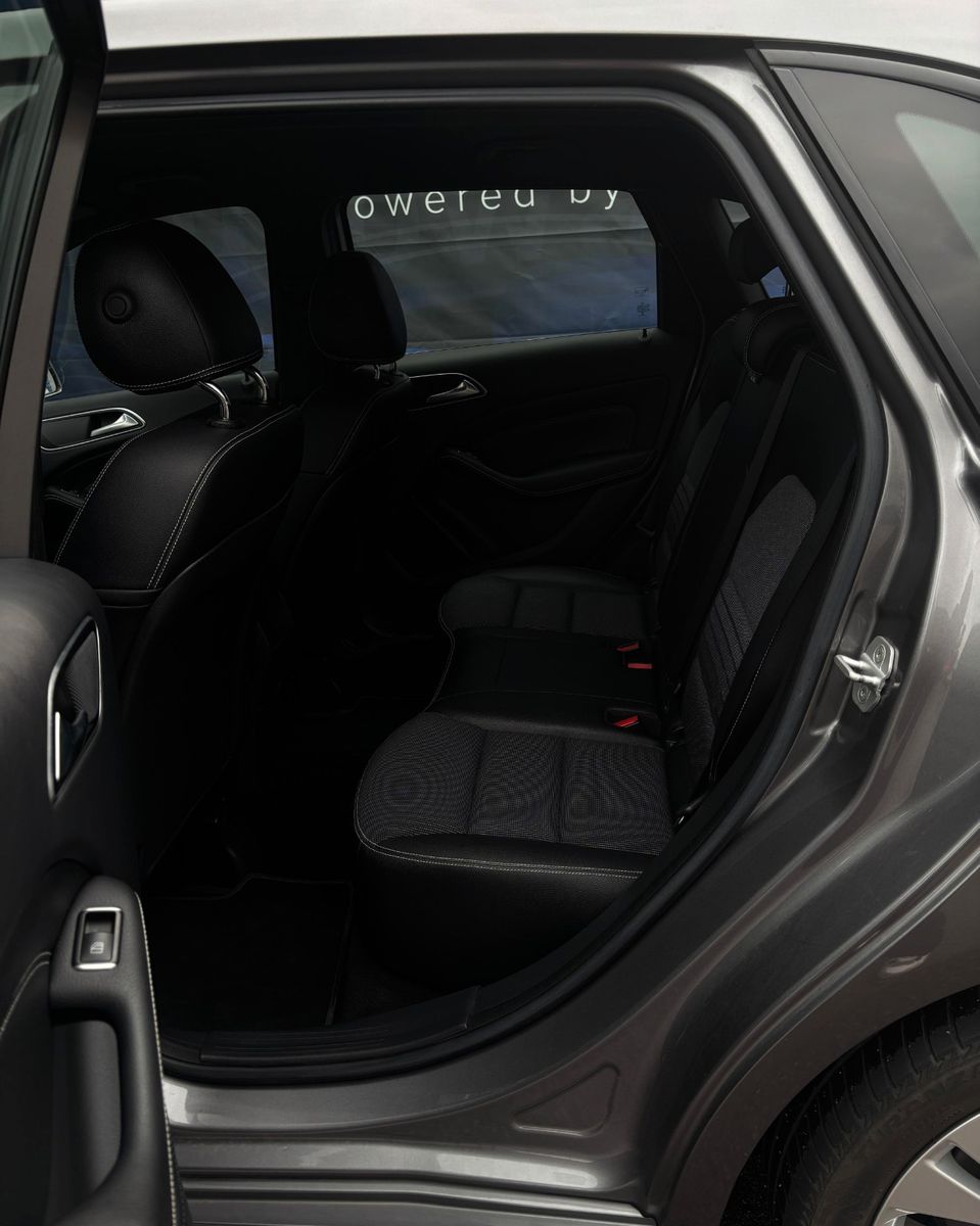 Fahrzeugabbildung Mercedes-Benz B 200 -LED-Service neu-PDC vo+hi