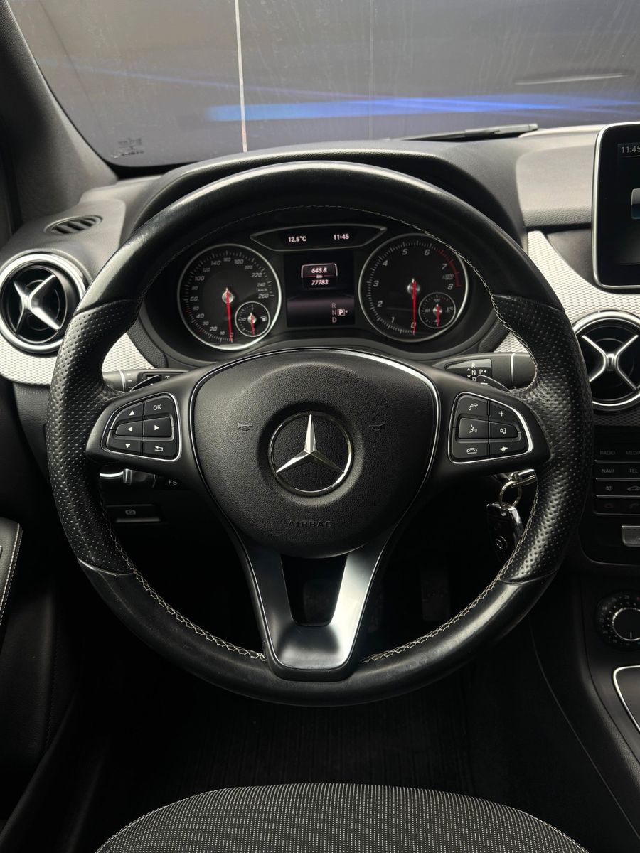 Fahrzeugabbildung Mercedes-Benz B 200 -LED-Service neu-PDC vo+hi