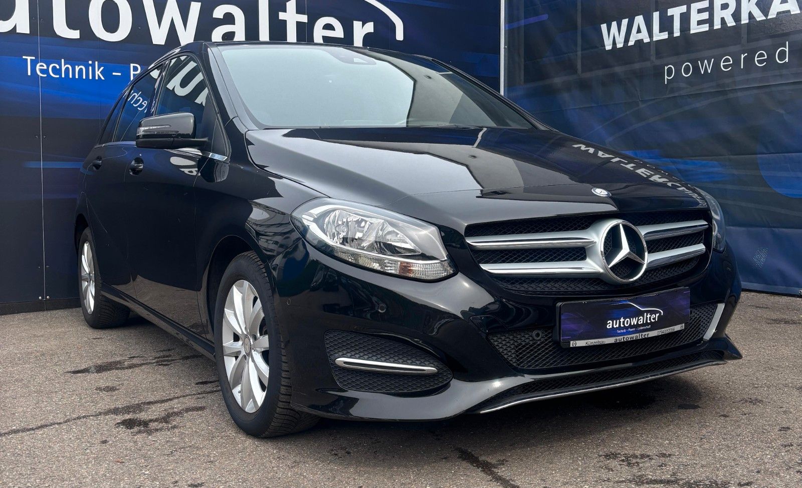 Fahrzeugabbildung Mercedes-Benz B 180D