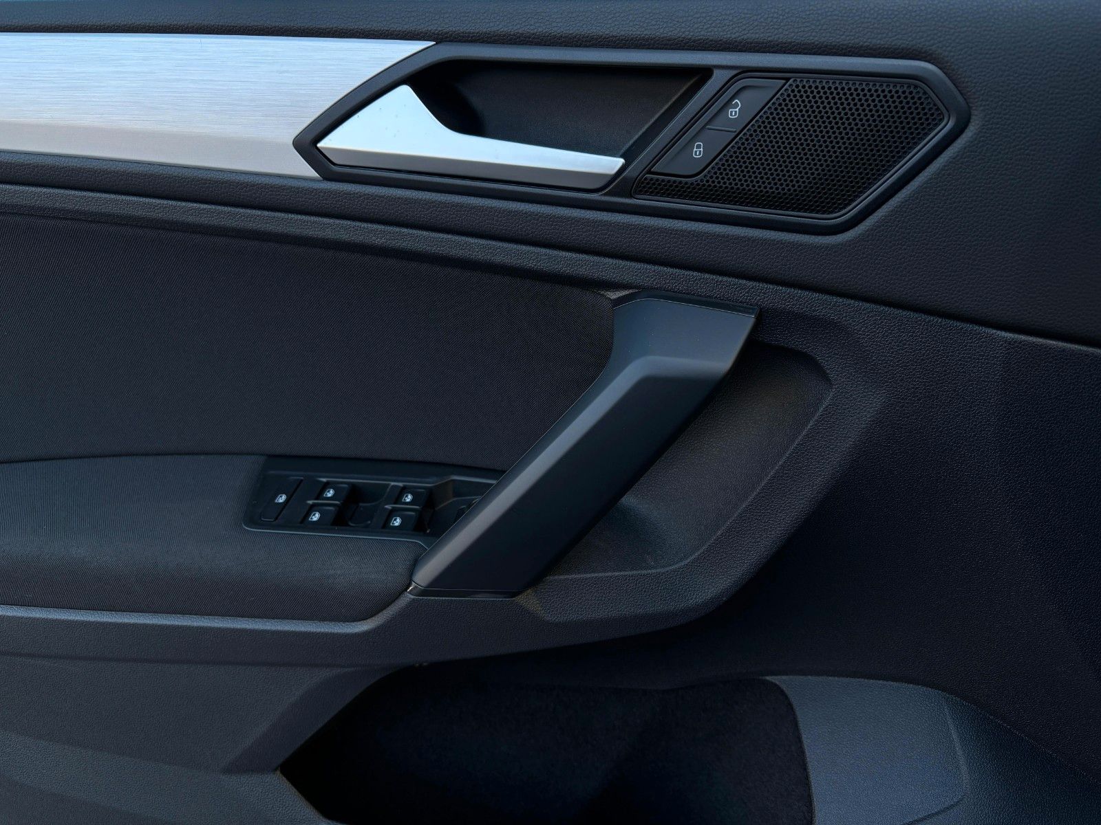 Fahrzeugabbildung Volkswagen Tiguan Comfortline BMT/Start-Stopp