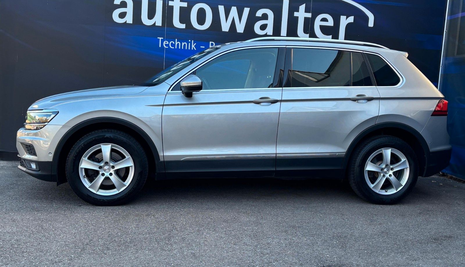 Fahrzeugabbildung Volkswagen Tiguan Comfortline BMT/Start-Stopp