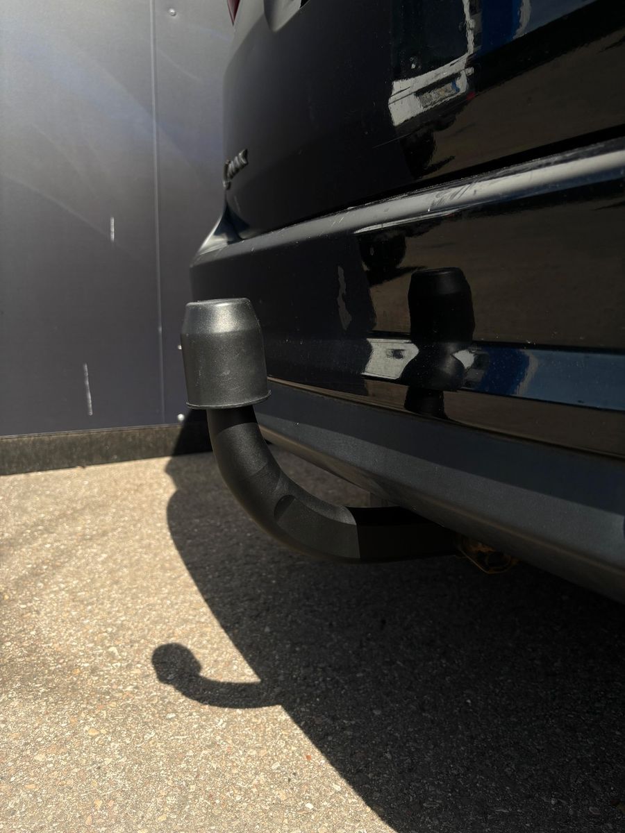 Fahrzeugabbildung Ford C-Max C-MAX Champions Edition