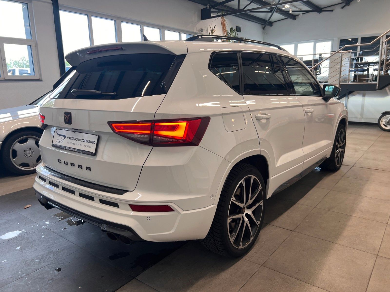 Fahrzeugabbildung CUPRA Ateca 4Drive*AHK*Pano*
