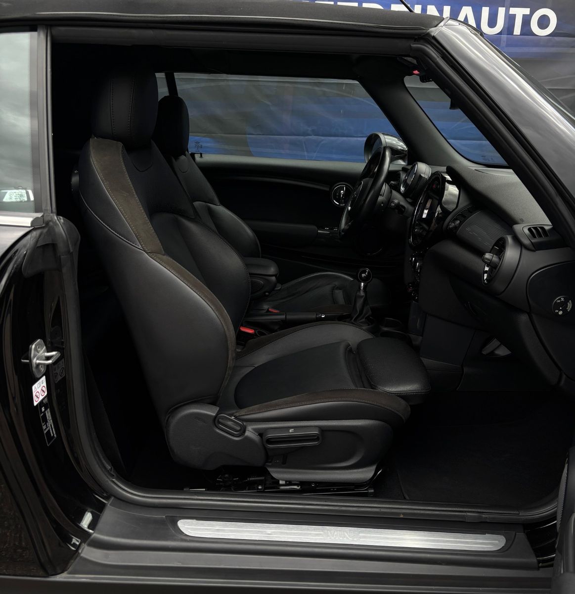 Fahrzeugabbildung MINI Cooper Cabrio*LED*Chili*PDC*Navi